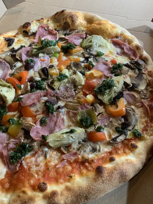 4 Saisons — Pizza des Plans, Carros