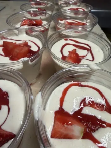 Desserts maison — Pizza des Plans, Carros